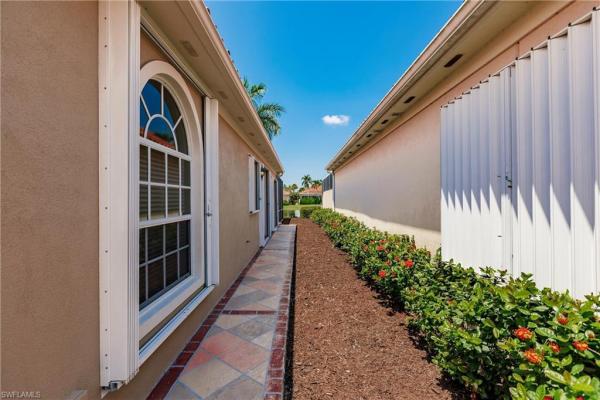Village Walk Of Naples, 3949 Isla Ciudad Ct, Naples, Florida 34109, image 1