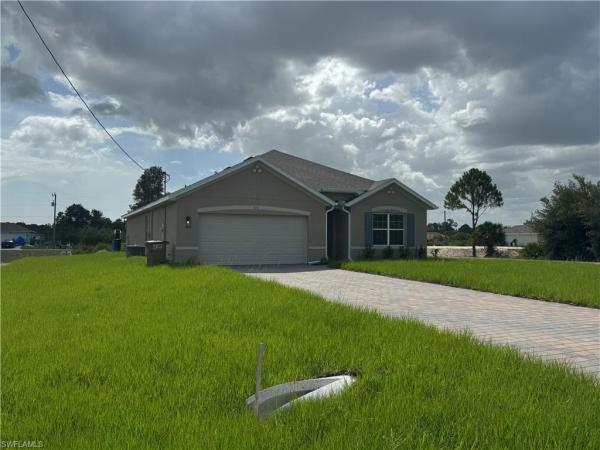 Lehigh Acres Residential, 726 S Oakridge Ave, Lehigh Acres, Florida 33974, image 1