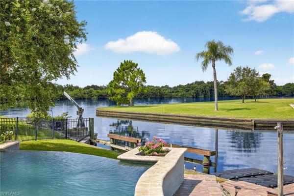 Villa River Estates, 18071 Traverse Dr, Alva, Florida 33920, image 2