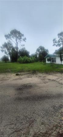 8251 Aviary St, North Fort Myers, Florida 33917, image 1