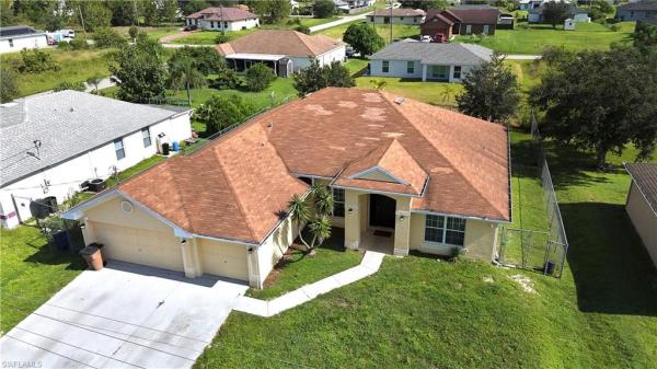 Lehigh Acres Residential, 3916 SW 4th St, Lehigh Acres, Florida 33976, image 1