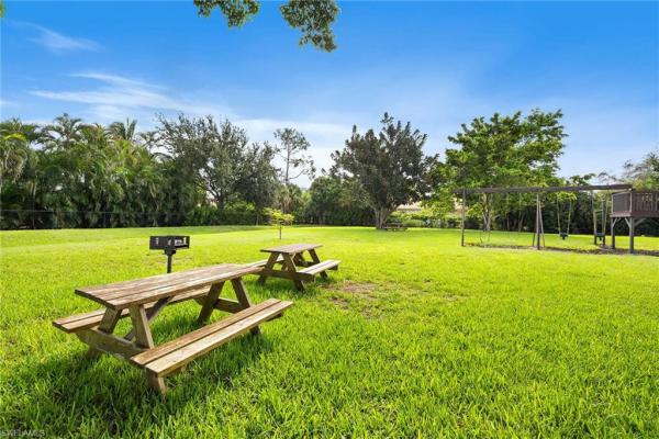 Timberwood Of Naples, 3319 Timberwood Cir, Naples, Florida 34105, image 2