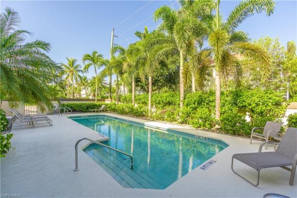 Suntide On Tenth At Olde Naples, 651 S 10th Ave #C651, Naples, Florida 34102, image 2