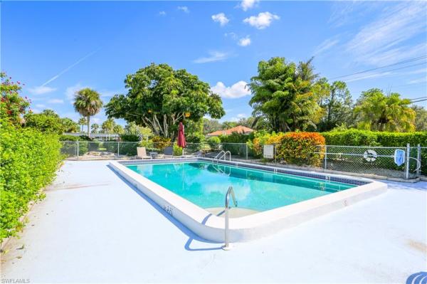 221 E Cypress Way #201, Naples, Florida 34110, image 1