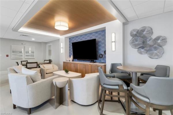3399 N Gulf Shore Blvd #303, Naples, Florida 34103, image 1