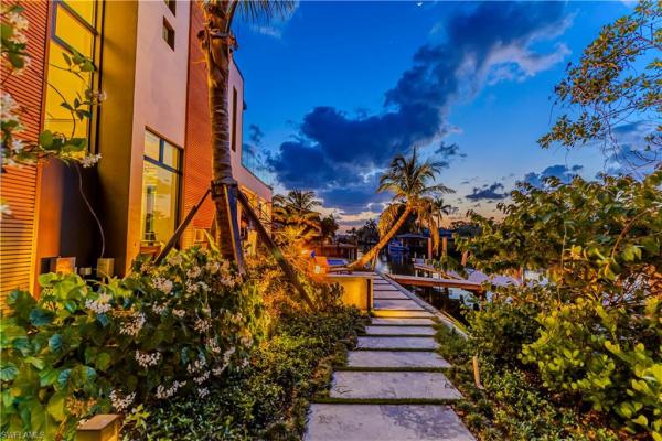 Oyster Bay, 1100 Sandpiper St, Naples, Florida 34102, image 1