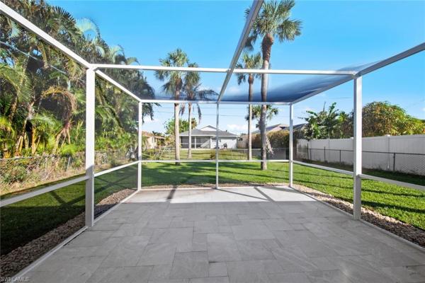 Naples Park, 527 N 97th Ave, Naples, Florida 34108, image 1