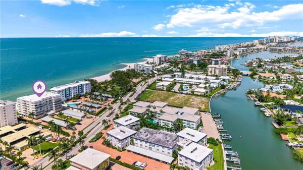 1977 Gulf Shore Blvd N, Naples, Florida 34102, image 1