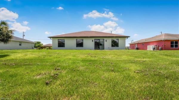 Lehigh Acres Residential, 2704 SW 46th St, Lehigh Acres, Florida 33976, image 1