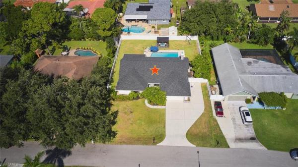  Lochmoor, 5728 Stonehaven Dr, North Fort Myers, Florida 33903, image 1