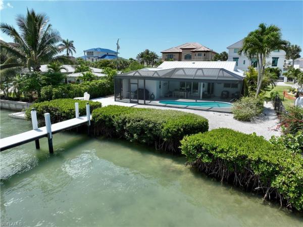 Isles Of Capri, 19 E Pelican St, Naples, Florida 34113, image 2