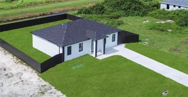 939 Commodore St, Lehigh Acres, Florida 33974, image 1