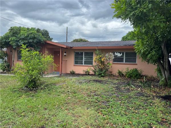 Tropic Isles, 905 Narcissus St, North Fort Myers, Florida 33903, image 1