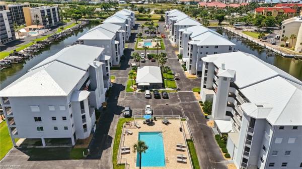 4521 Bay Beach Ln #325, Fort Myers Beach, Florida 33931, image 1