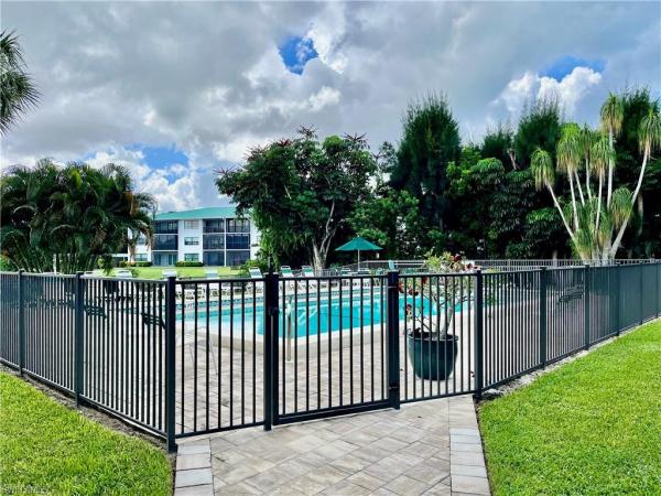 3030 Binnacle Dr #209, Naples, Florida 34103, image 1