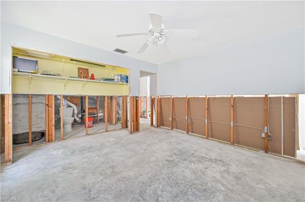 110 Hibiscus Dr, Punta Gorda, Florida 33950, image 1