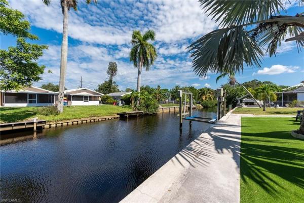 Park Place, 9793 Tonya Ct, Bonita Springs, Florida 34135, image 2