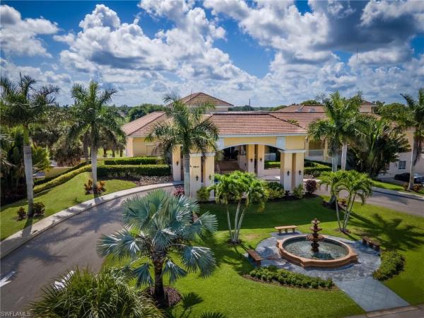 Spanish Wells Golf & Country Club, 28369 Sombrero Dr, Bonita Springs, Florida 34135, image 1