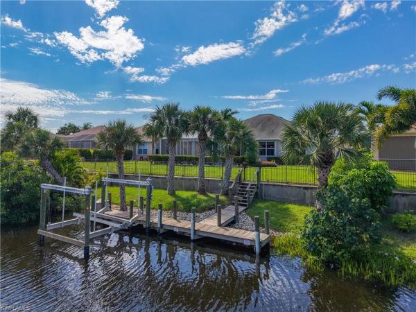 Palm Island, 9346 Palm Island Cir, North Fort Myers, Florida 33903, image 1