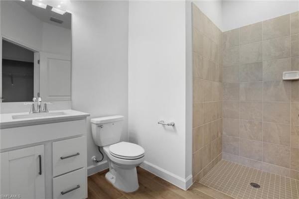 10566 Timber Creek Dr, Fort Myers, Florida 33913, image 1