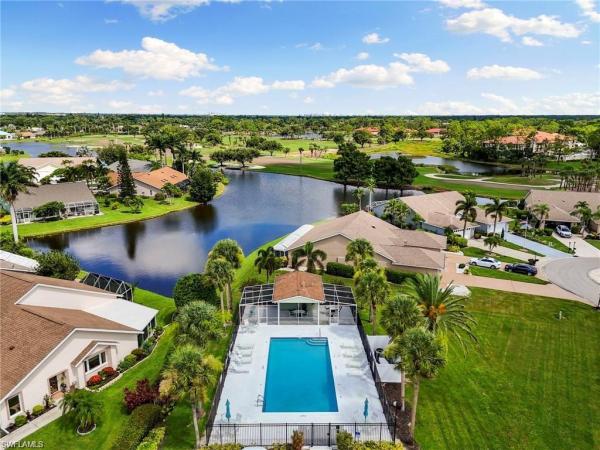 Tanglewood, 526 Saint Andrews Blvd #18, Naples, Florida 34113, image 1