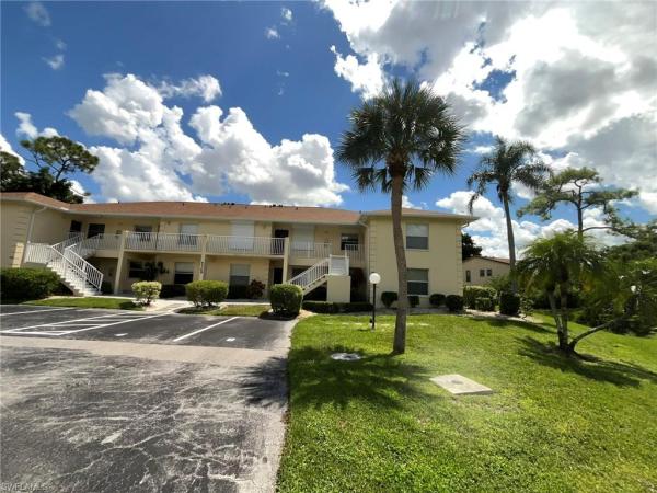 5709 Foxlake Dr #102, North Fort Myers, Florida 33917, image 1