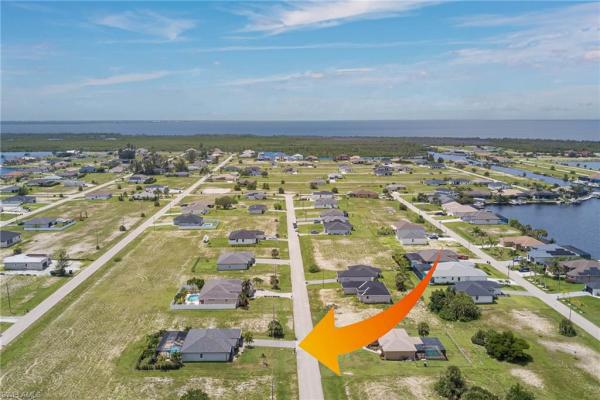 Cape Coral Residential, 4222 34th Ln, Cape Coral, Florida 33993, image 2