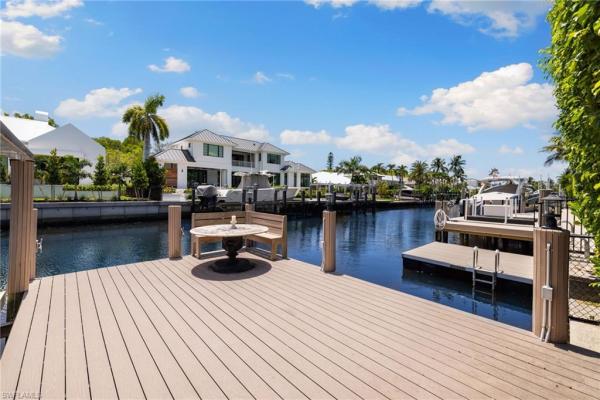 Aqualane Shores, 590 S 17th Ave, Naples, Florida 34102, image 1