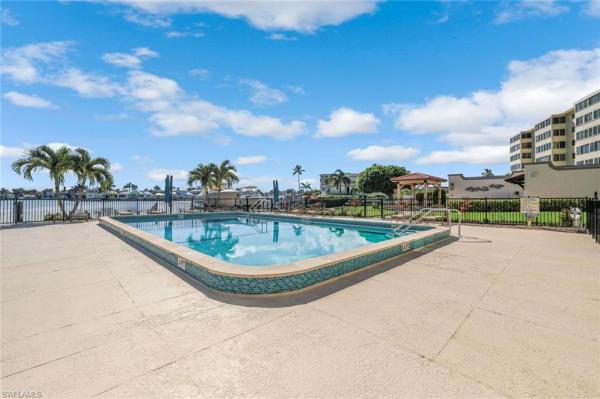 3430 N Gulf Shore Blvd #5J, Naples, Florida 34103, image 1