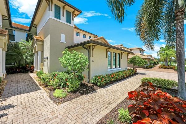 2185 Frangipani Cir #202, Naples, Florida 34120, image 1