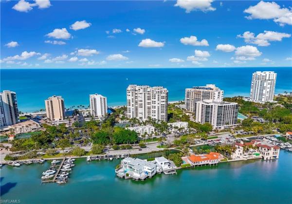 4021 Gulf Shore Blvd N, Naples, Florida 34103, image 1