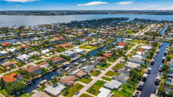 Cape Coral, 5309 Malaluka Ct, Cape Coral, Florida 33904, image 1