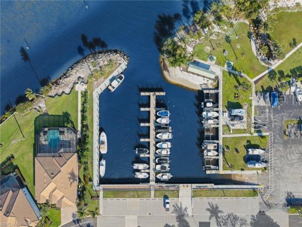 Harbor Place Vistas, 14817 Laguna Dr #203, Fort Myers, Florida 33908, image 2