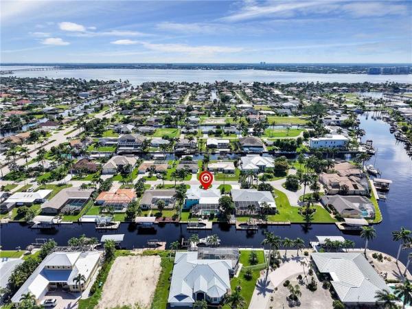 Cape Coral Residential, 5622 Deauville Ct, Cape Coral, Florida 33904, image 2