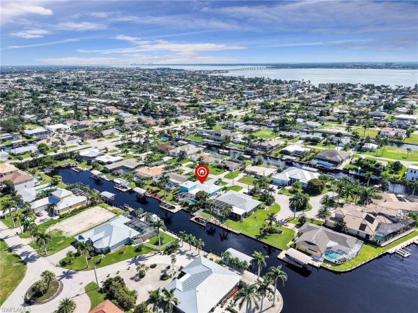 Cape Coral, 5622 Deauville Ct, Cape Coral, Florida 33904, image 1