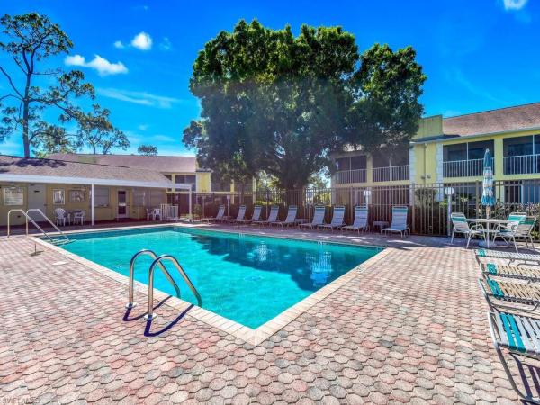 Greenwood Village At Kings Lake, 2702 Kings Lake Blvd #204, Naples, Florida 34112, image 1