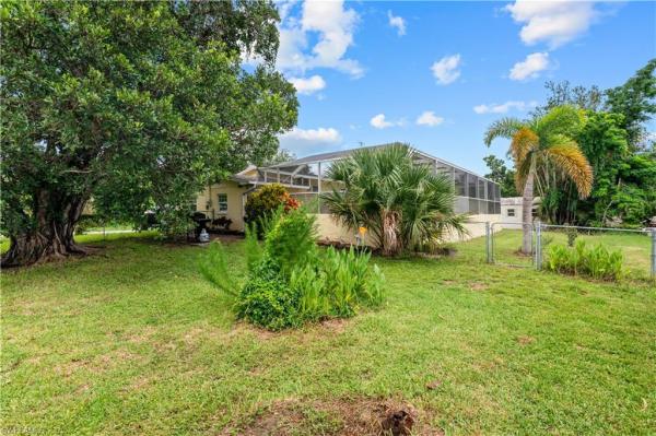 2205 Dixie Ave, Punta Gorda, Florida 33950, image 1