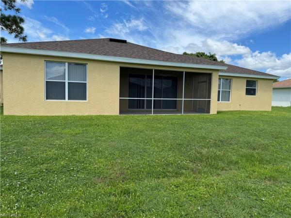 286 Justene Cir, Lehigh Acres, Florida 33936, image 1