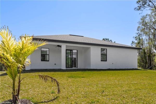 Lehigh Acres Residential, 821 E Newell St, Lehigh Acres, Florida 33974, image 1