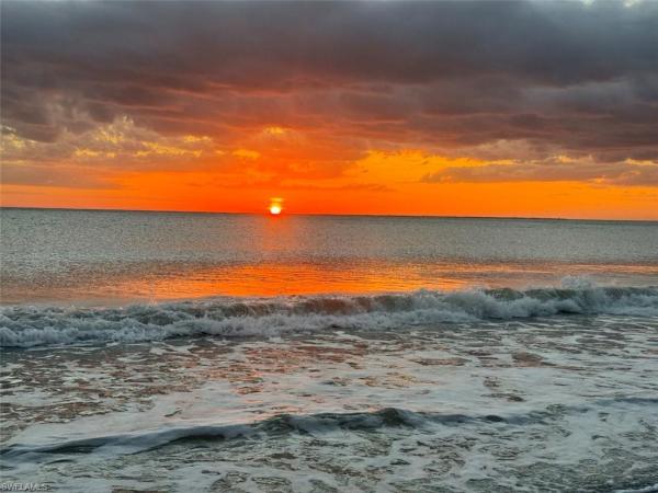 4137 Bay Beach Ln #585, Fort Myers Beach, Florida 33931, image 1