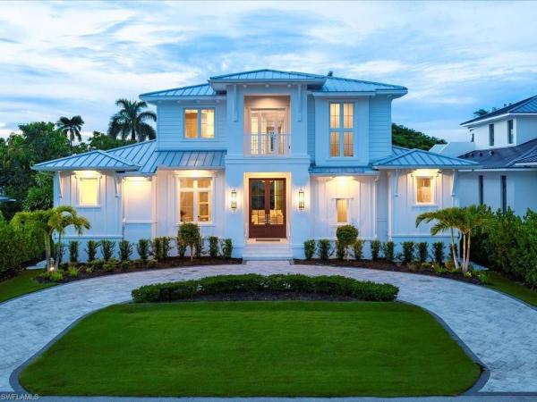 Lake Park, 1179 N Broad Ave, Naples, Florida 34102, image 1