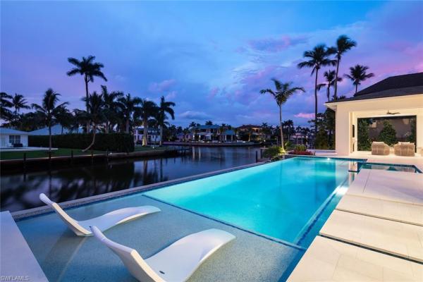 Aqualane Shores, 625 S 21st Ave, Naples, Florida 34102, image 2
