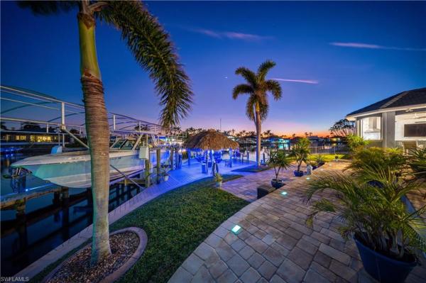 Yacht Club, 5374 Congo Ct, Cape Coral, Florida 33904, image 2