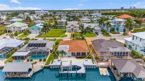 Isles Of Capri, 160 San Salvador St, Naples, Florida 34113, image 2
