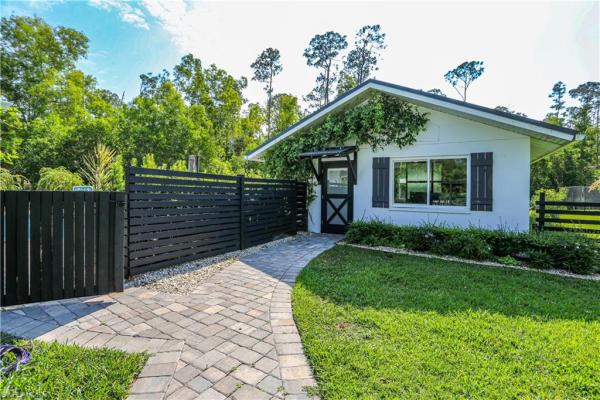 Oakes Estates, 5840 Bur Oaks Ln, Naples, Florida 34119, image 1