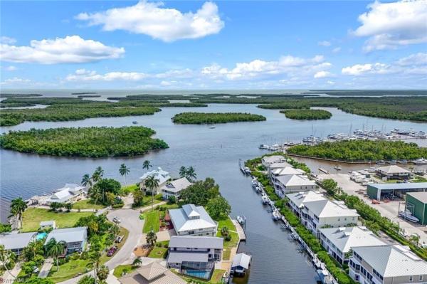 Goodland Isles, 691 Palm Dr, Goodland, Florida 34140, image 2
