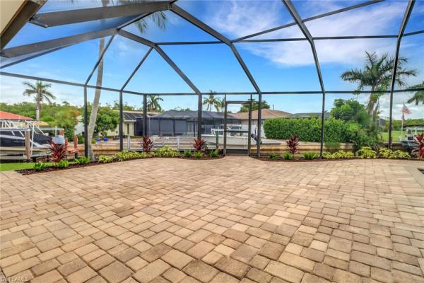 Royal Harbor, 2105 Sheepshead Dr, Naples, Florida 34102, image 3