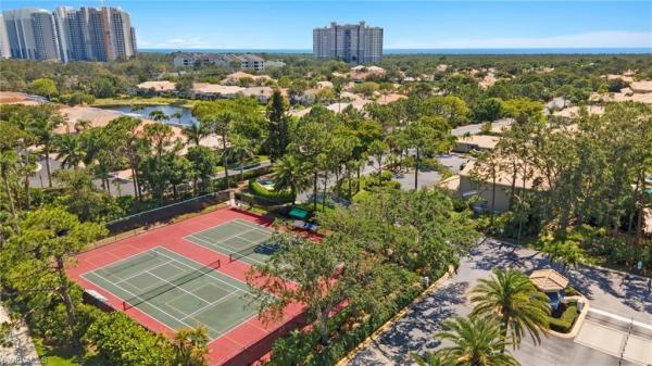 341 Emerald Bay Cir #T5, Naples, Florida 34110, image 1
