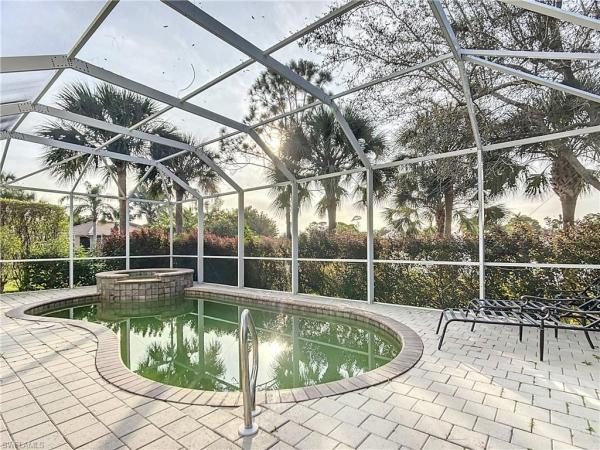 2840 Coco Lakes Dr, Naples, Florida 34105, image 1