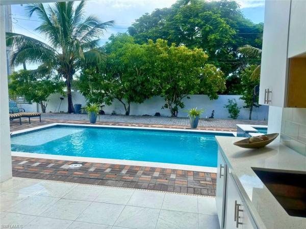 Golden Gate, 1806 41st St SW, Naples, Florida 34116, image 1